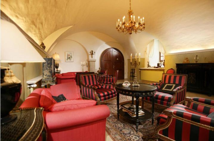 Schlosshotel Obermayerhofen Sebersdorf Екстериор снимка