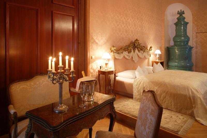 Schlosshotel Obermayerhofen Sebersdorf Стая снимка